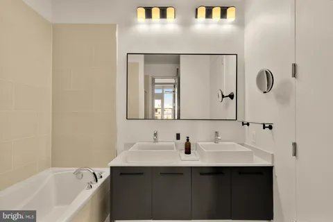 $599,999 | 12025 New Dominion Parkway, Unit 124, Reston, VA 20190