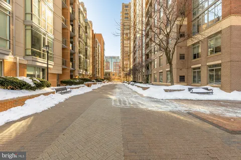 $599,999 | 12025 New Dominion Parkway, Unit 124, Reston, VA 20190