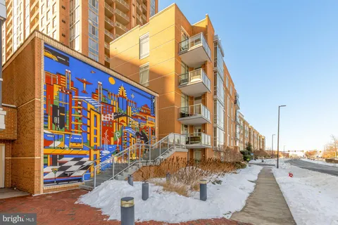 $599,999 | 12025 New Dominion Parkway, Unit 124, Reston, VA 20190