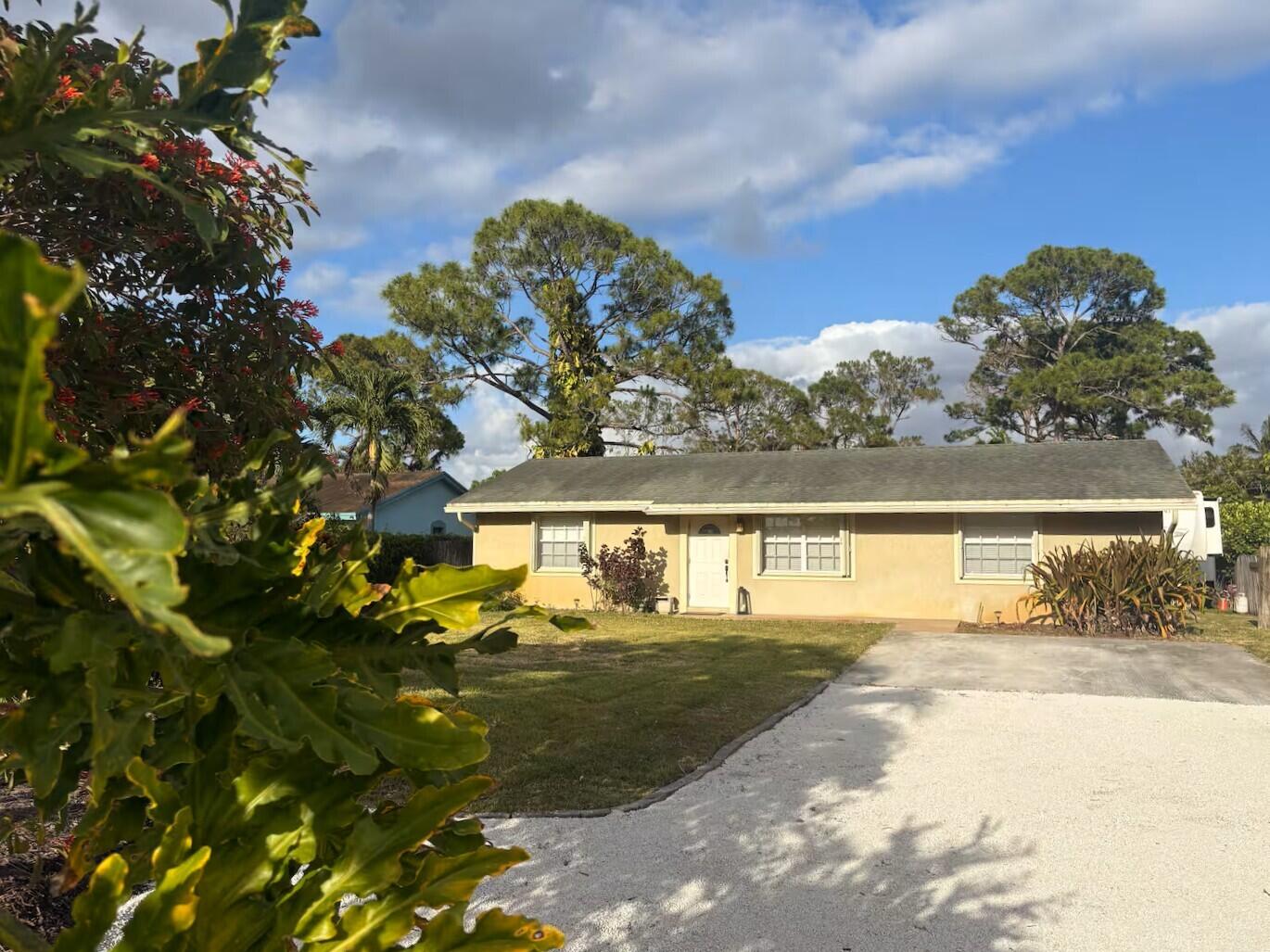 5586 3rd Road Lake Worth, FL 33467 - Photo 2 of 35 NO HOA