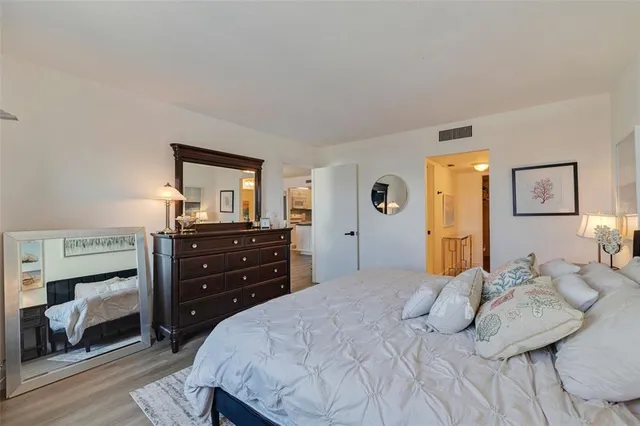 $2,150 | 400 64th Avenue, Unit 708, St. Pete Beach, FL 33706