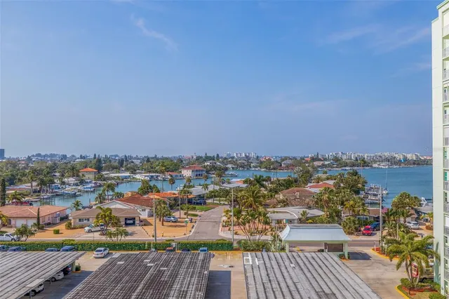 $2,150 | 400 64th Avenue, Unit 708, St. Pete Beach, FL 33706