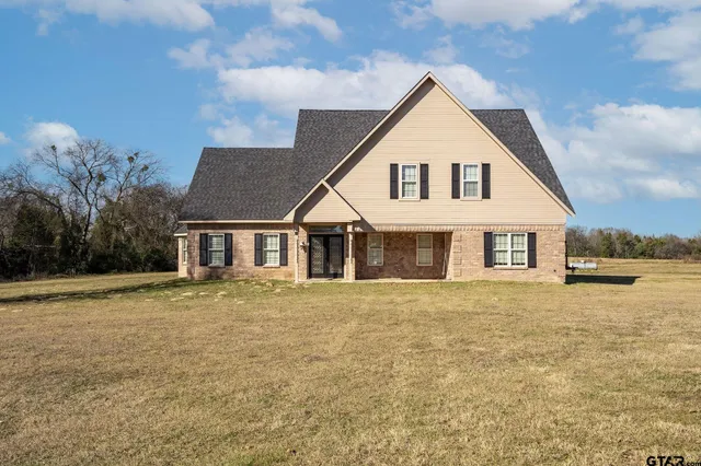 $429,000 | 380 County Road 2470, Mount Pleasant, TX 75455