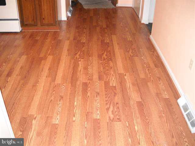 118 East Springville Road Boiling Springs, PA 17007 - Photo 3 of 5 Gallery Image 3