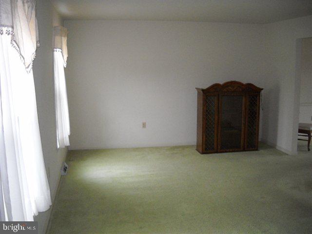 118 East Springville Road Boiling Springs, PA 17007 - Photo 4 of 5 Gallery Image 4