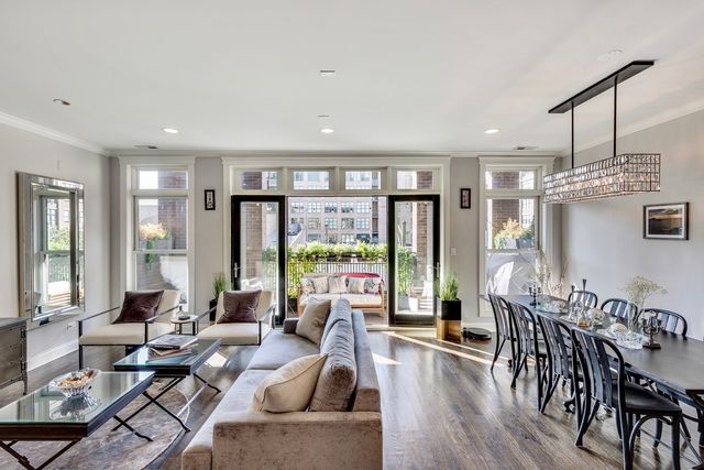 $790,000 | 33 North Morgan Street, Unit 3, Chicago, IL 60607