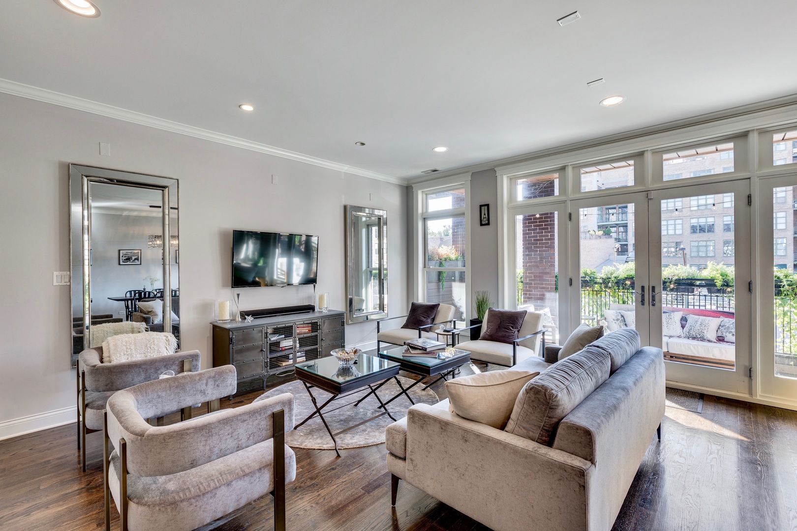 33 North Morgan Street, Unit 3 Chicago, IL 60607 - Photo 6 of 15