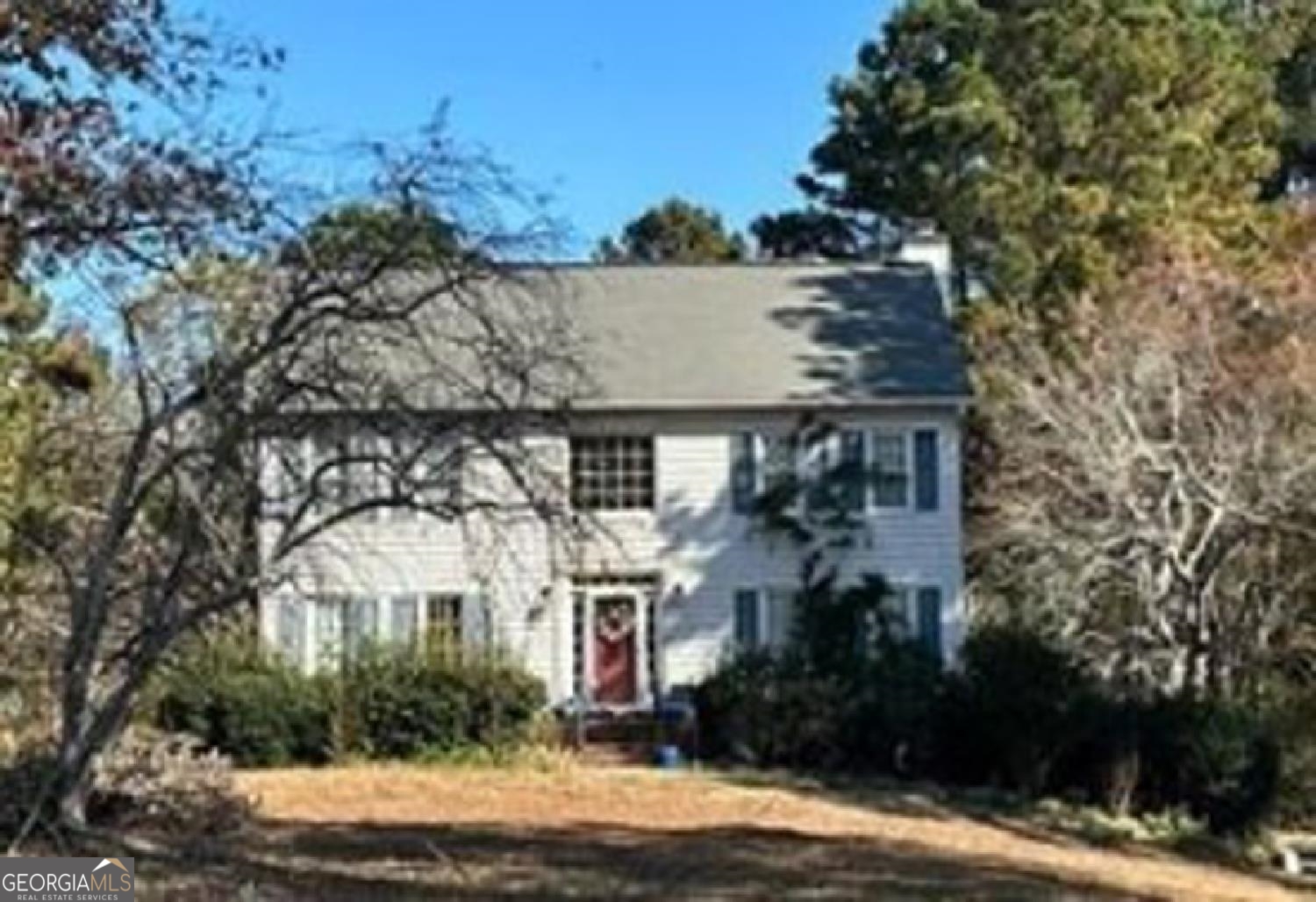 front view of house with a yard