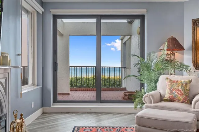 $799,000 | 4751 Northeast Ocean Boulevard, Unit 10, Stuart, FL 34996