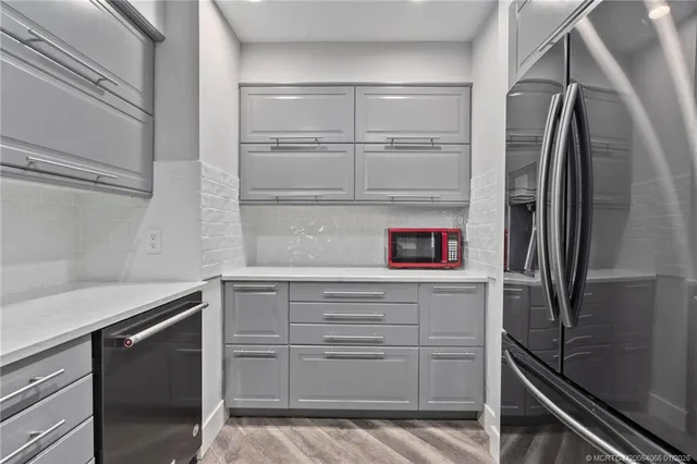 $799,000 | 4751 Northeast Ocean Boulevard, Unit 10, Stuart, FL 34996