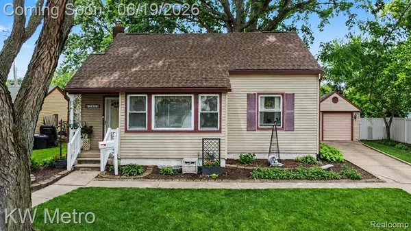 $284,000 | 2815 Ellwood Avenue, Berkley, MI 48072