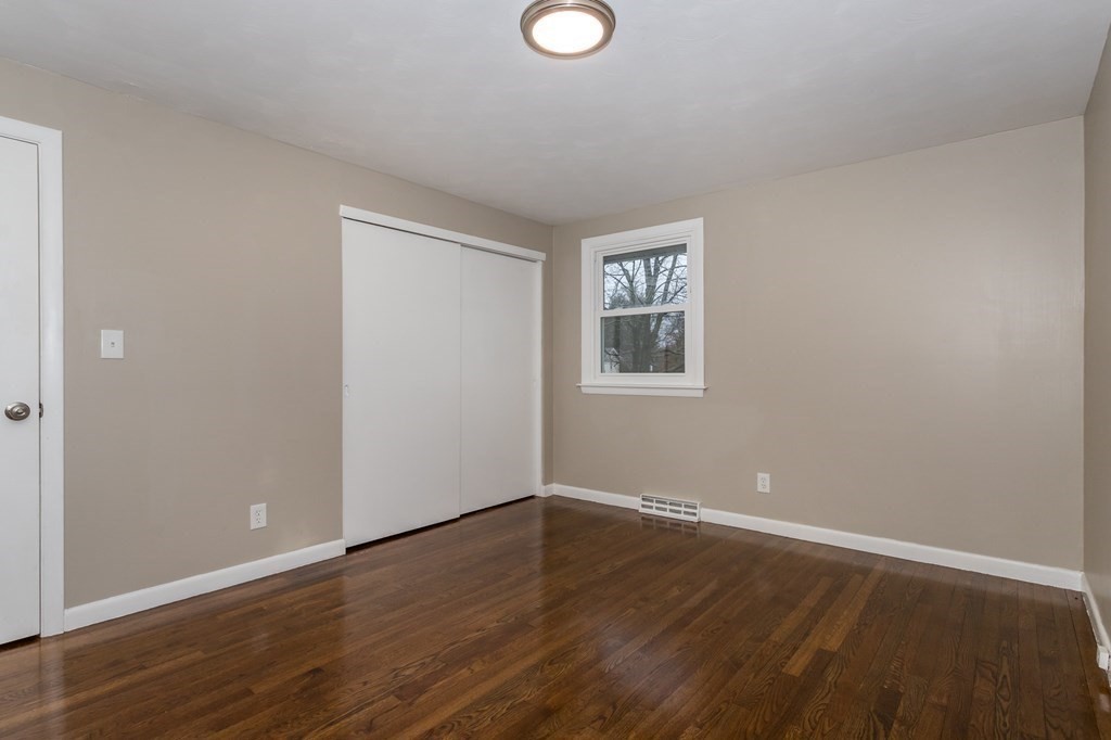 53 Roundtop Road Framingham, MA 01701 - Photo 12 of 24 Gallery Image 12