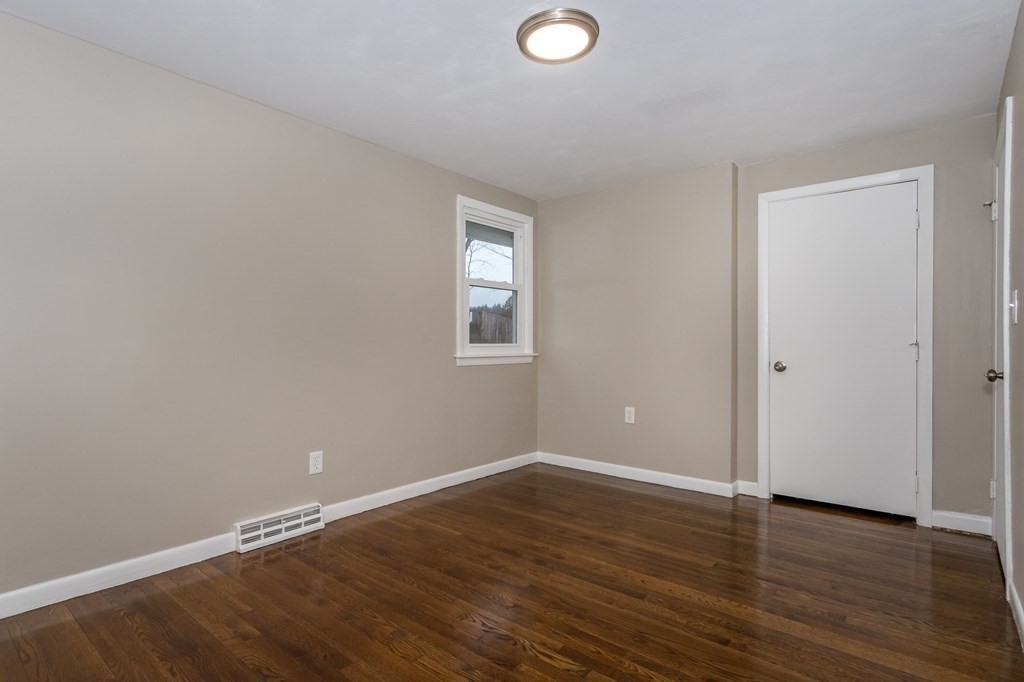 53 Roundtop Road Framingham, MA 01701 - Photo 14 of 24 Gallery Image 14