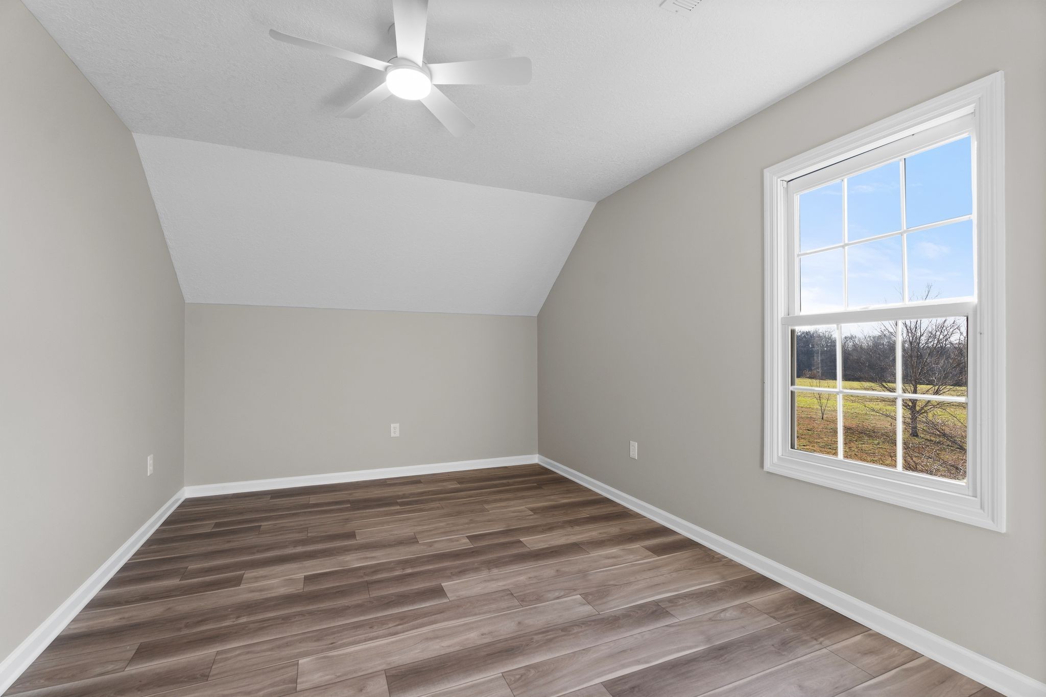 954 Newt Vanattia Road Hillsboro, TN 37342 - Photo 34 of 49