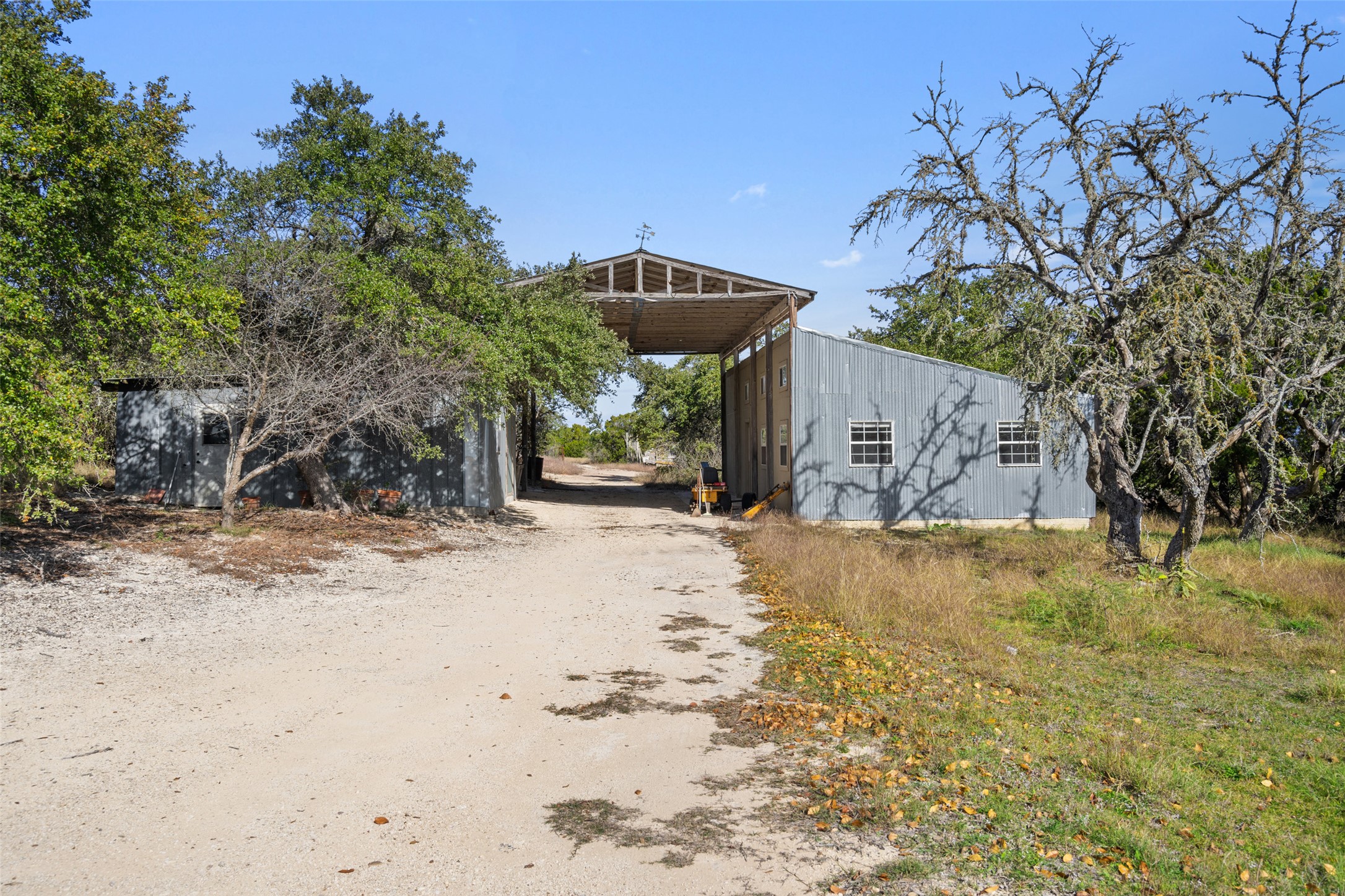 1401 Pursley Road Dripping Springs, TX 78620 - Photo 19 of 35 RV carport, shop, and guest house