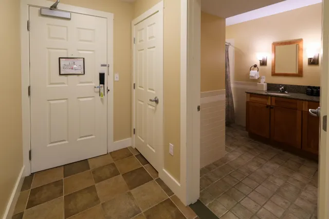 $99,000 | 510-512 Qiii Jackson Gore Adams House, Unit 510/512 QIII, Ludlow, VT 05149