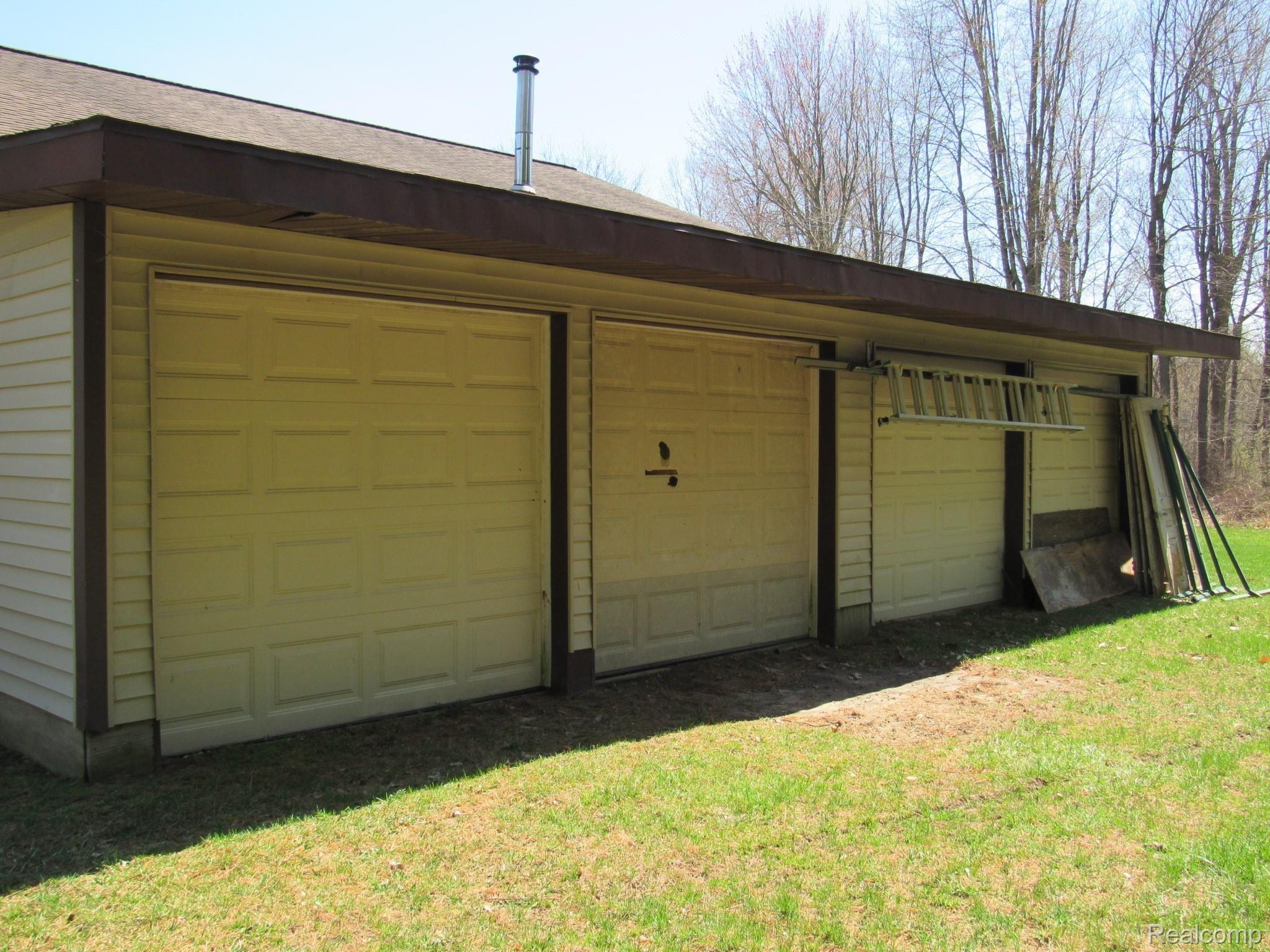 4883 Burgess Road Pinckney, MI 48169 - Photo 14 of 55 IMG_2648.JPG