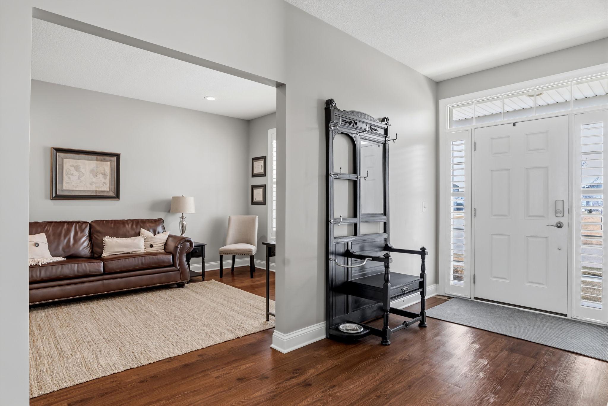 3915 Founders Path Chaska, MN 55318 - Photo 3 of 46