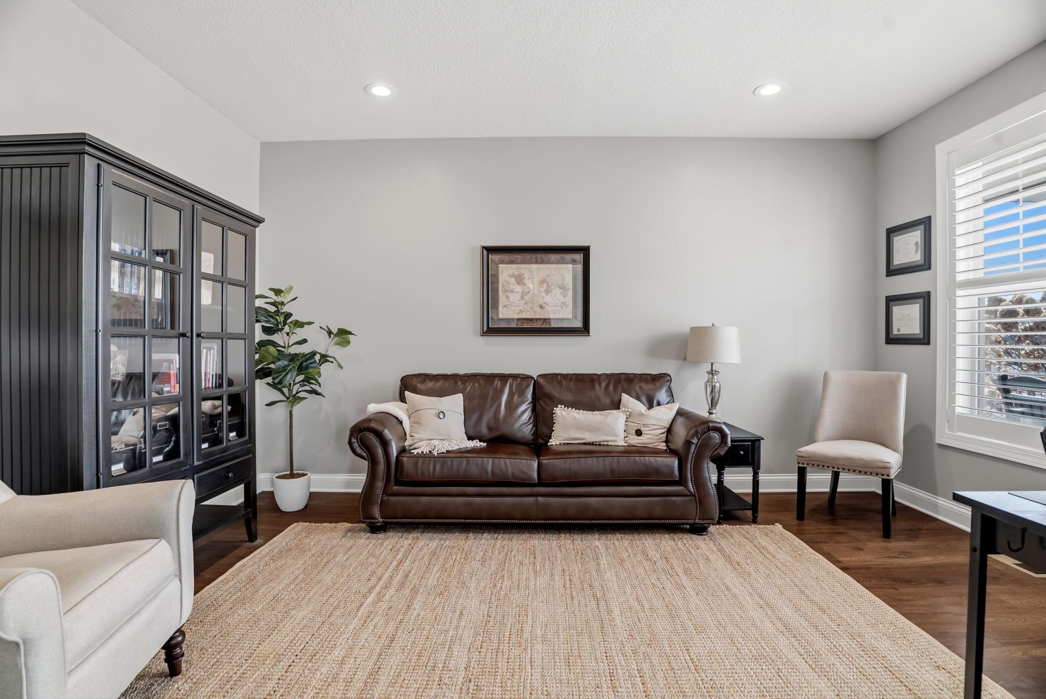 3915 Founders Path Chaska, MN 55318 - Photo 4 of 46