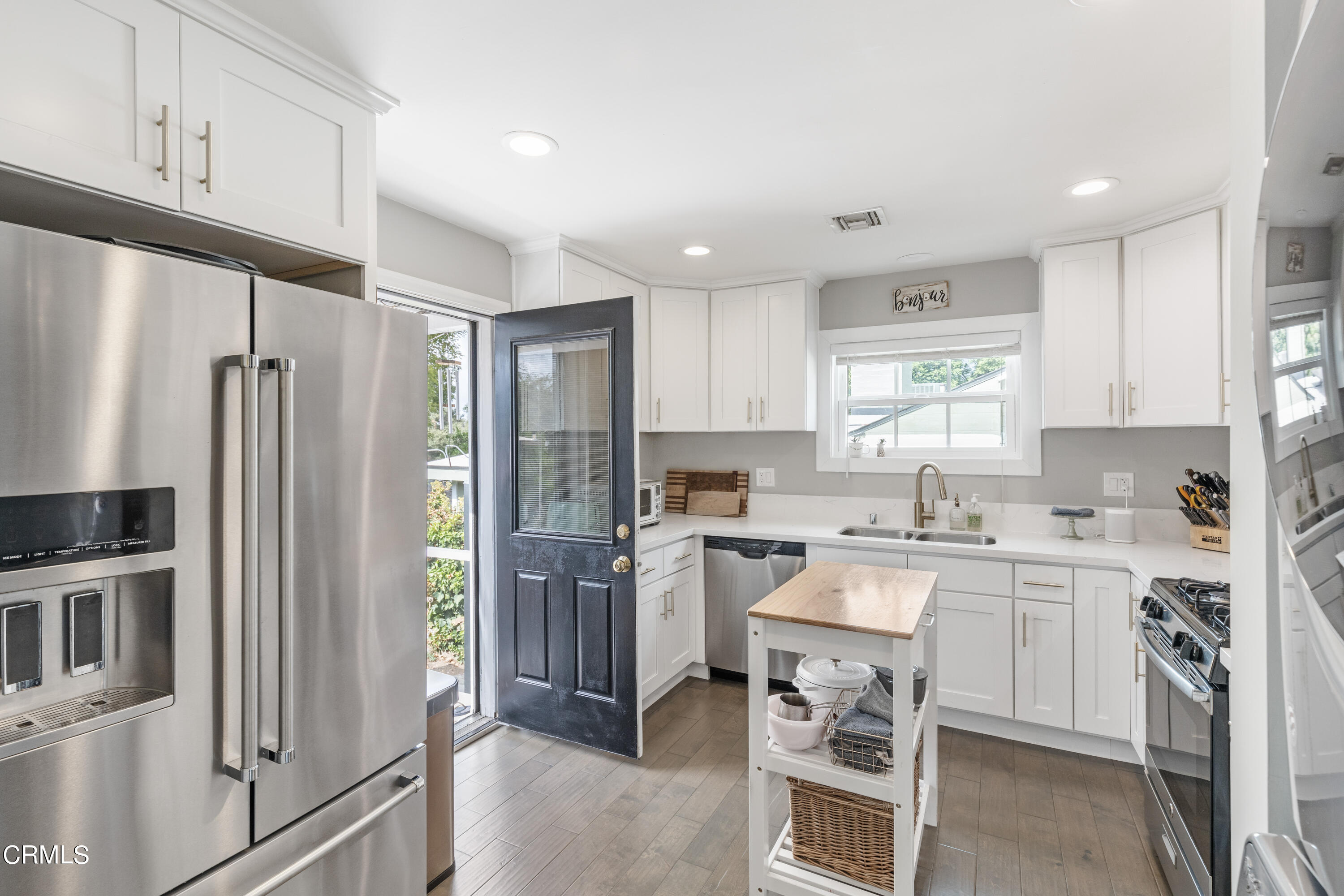 224 Marathon Road Altadena, CA 91001 - Photo 10 of 25 224 Marathon Rd Altadena, CA-006