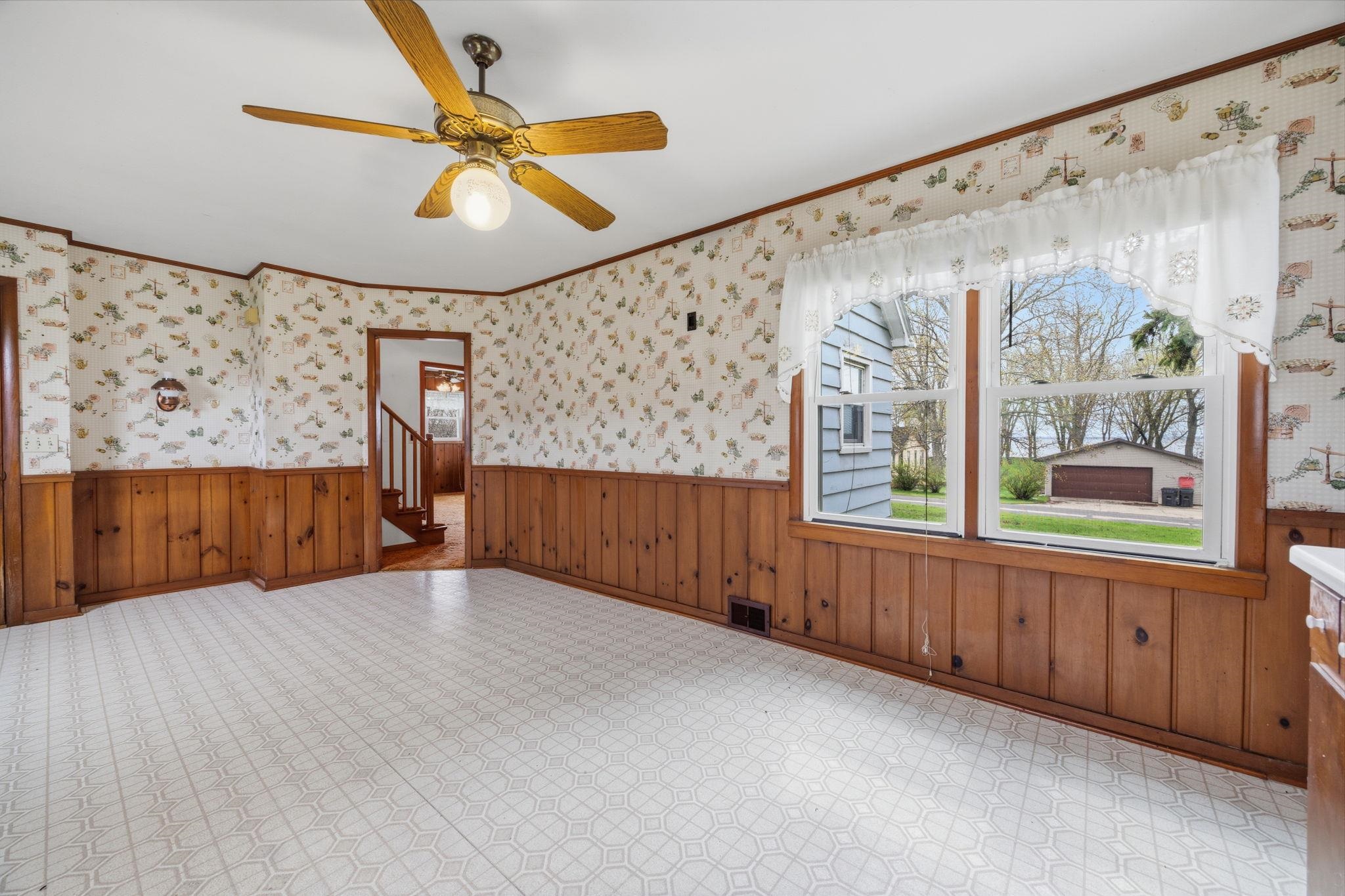 W7970 High Ridge Road Fort Atkinson, WI 53538 - Photo 16 of 48