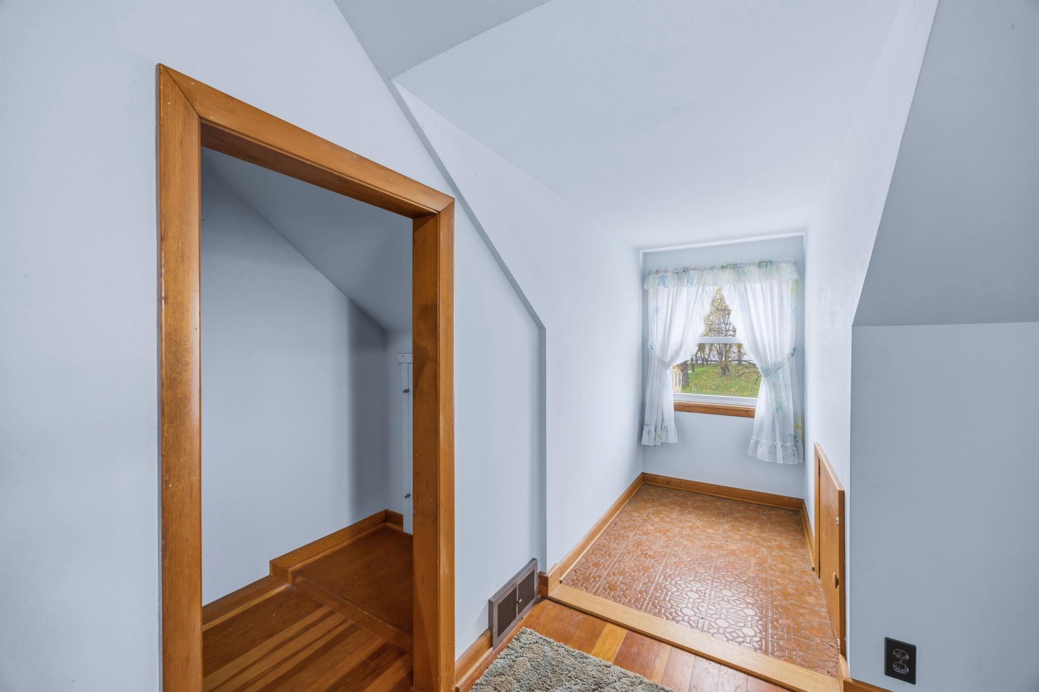 W7970 High Ridge Road Fort Atkinson, WI 53538 - Photo 26 of 48