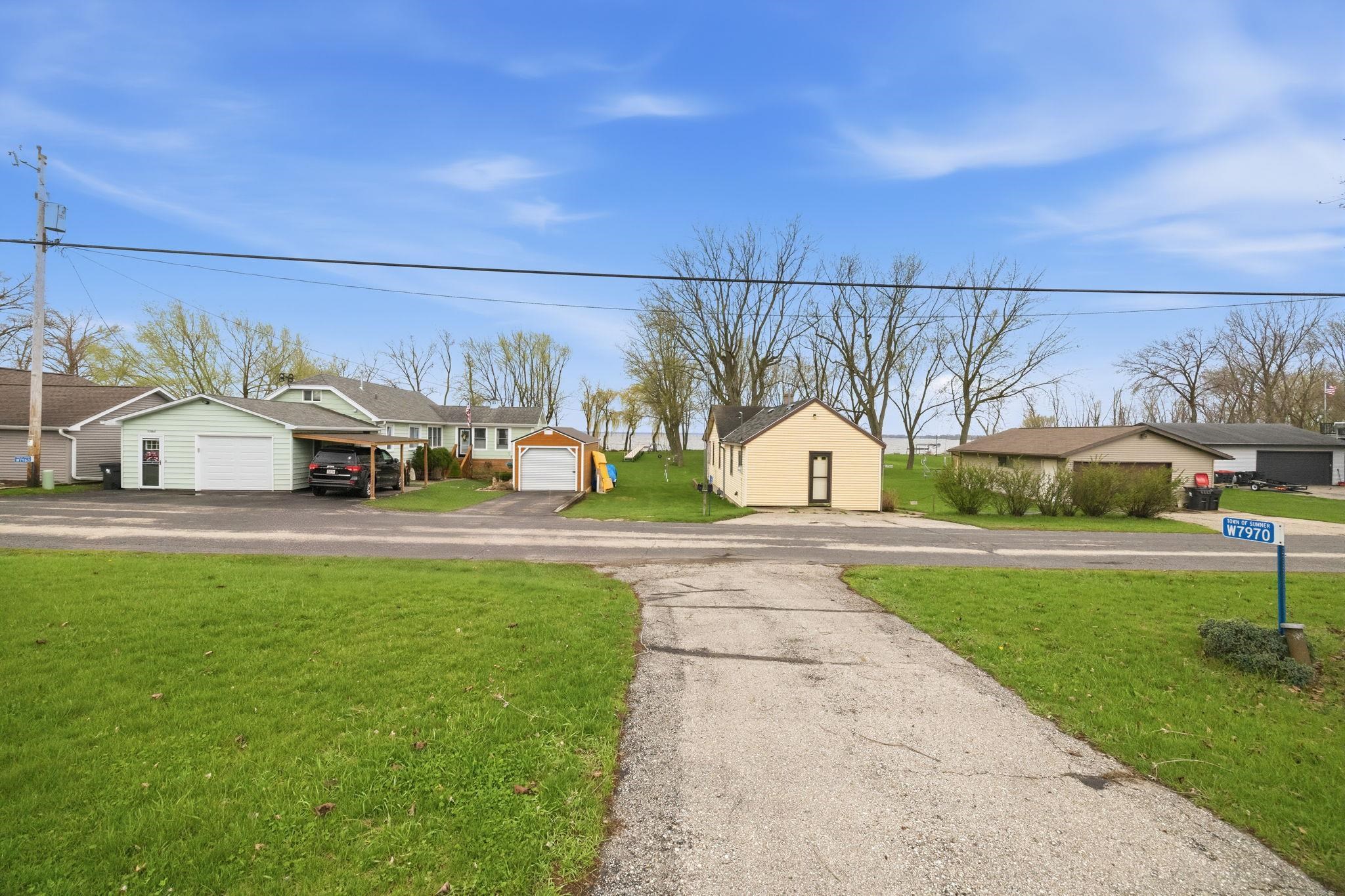 W7970 High Ridge Road Fort Atkinson, WI 53538 - Photo 41 of 48