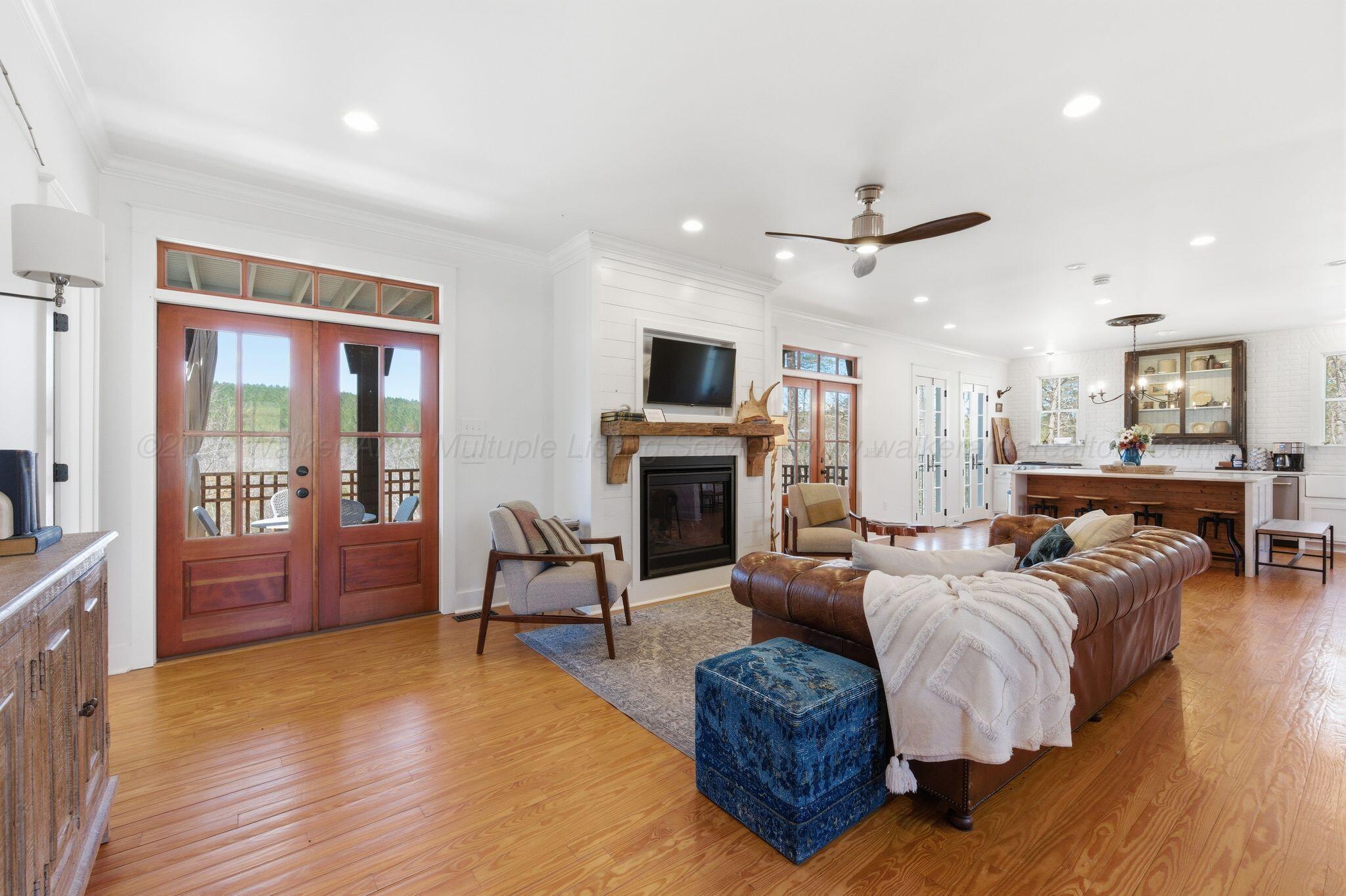 248 Ron Thames Road Arley, AL 35541 - Photo 6 of 40 Living