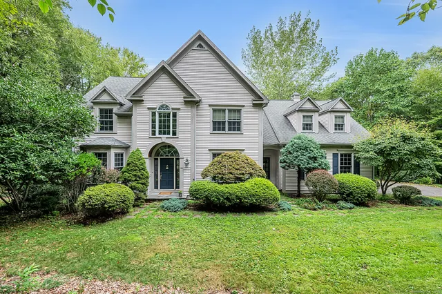 $825,000 | 68 Hart Street, Burlington, CT 06013