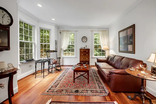 $799,900 | 68 Hart Street, Burlington, CT 06013