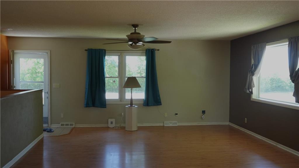 14701 Tillman Road Smithville, MO 64089 - Photo 6 of 35