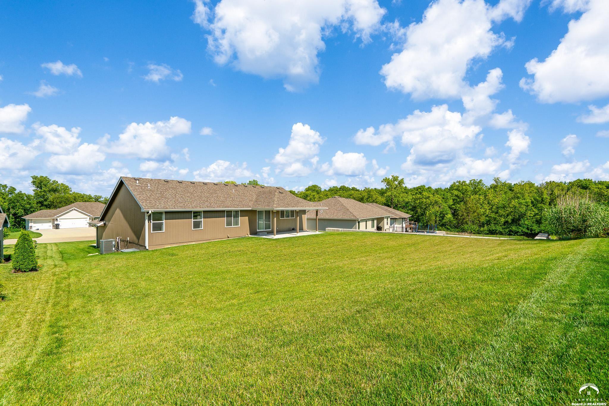 5511 Southwest Timber Ridge Lane Topeka, KS 66610 - Photo 41 of 50