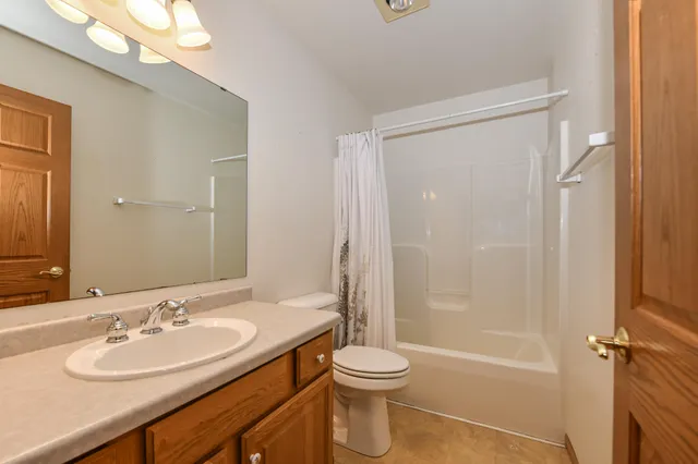 $440,000 | 955 East Loos Street, Hartford, WI 53027