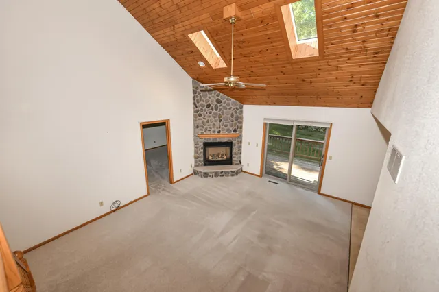 $440,000 | 955 East Loos Street, Hartford, WI 53027