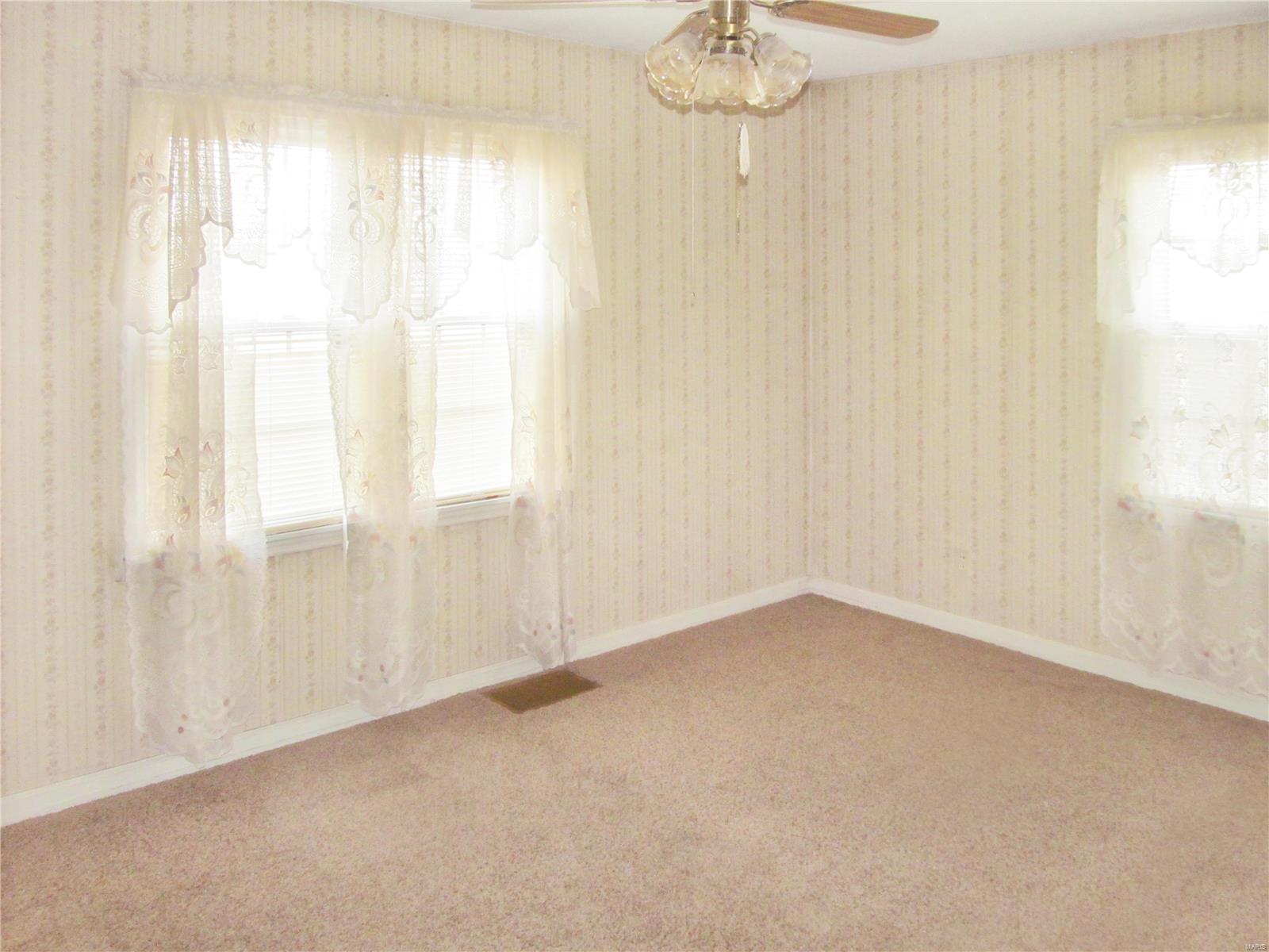 4500 Nameoki Road Granite City, IL 62040 - Photo 7 of 16 Gallery Image 7