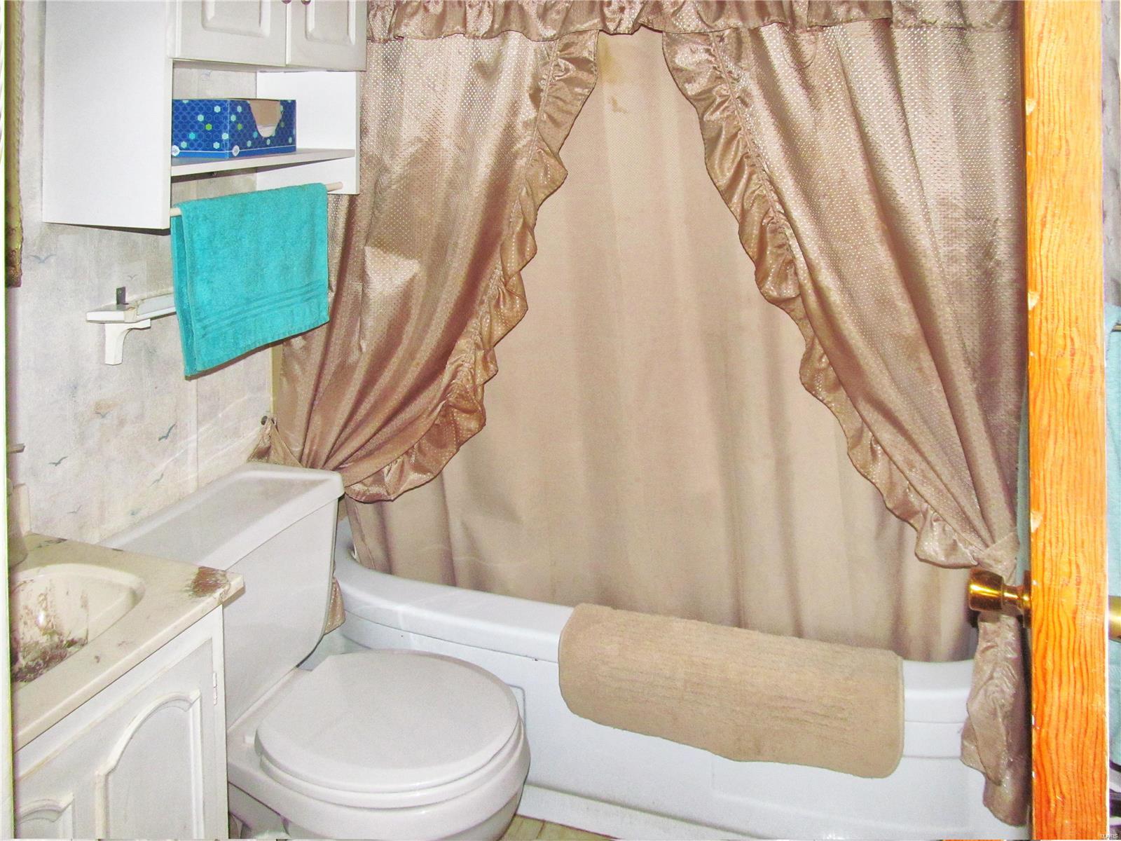 4500 Nameoki Road Granite City, IL 62040 - Photo 9 of 16 Gallery Image 9