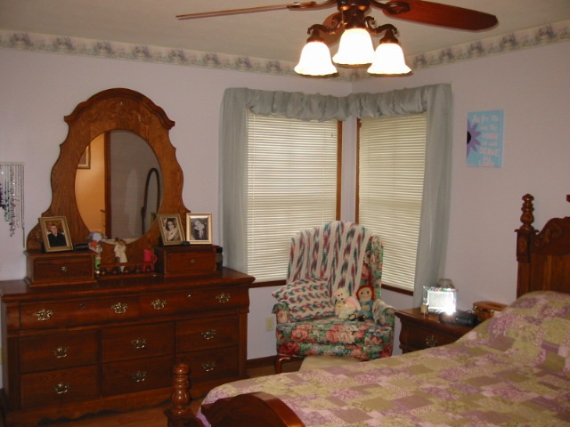 68931 Wild Rose Road New Paris, IN 46553 - Photo 12 of 36 Gallery Image 12