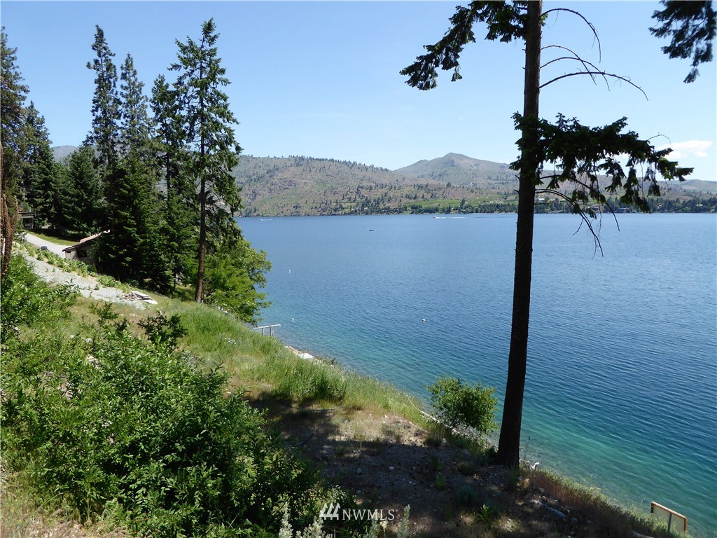 13537 South Lakeshore Road Chelan, WA 98816 - Photo 21 of 24 Gallery Image 21