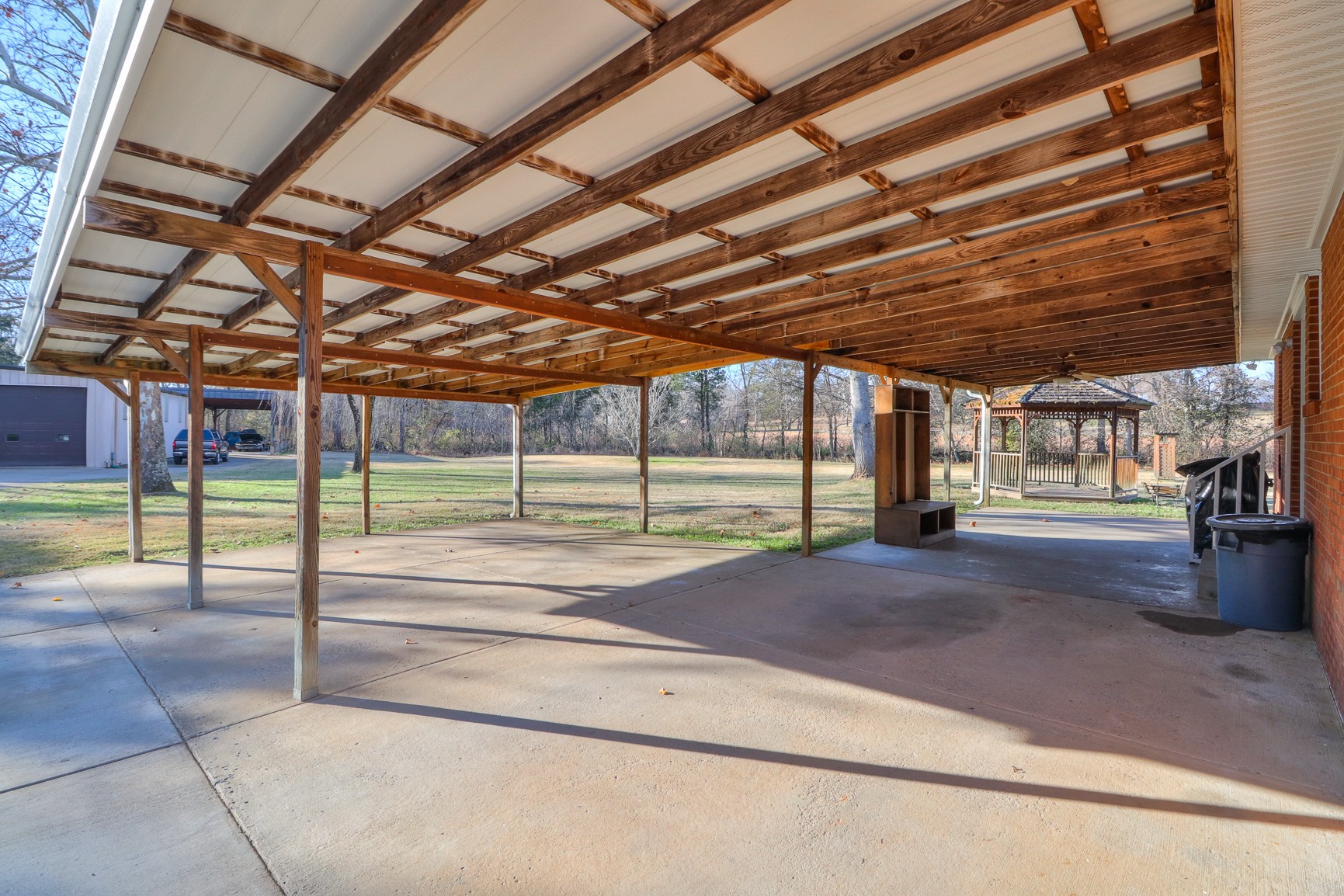 1824 Logue Road Mount Juliet, TN 37122 - Photo 27 of 53 a view of a backyard
