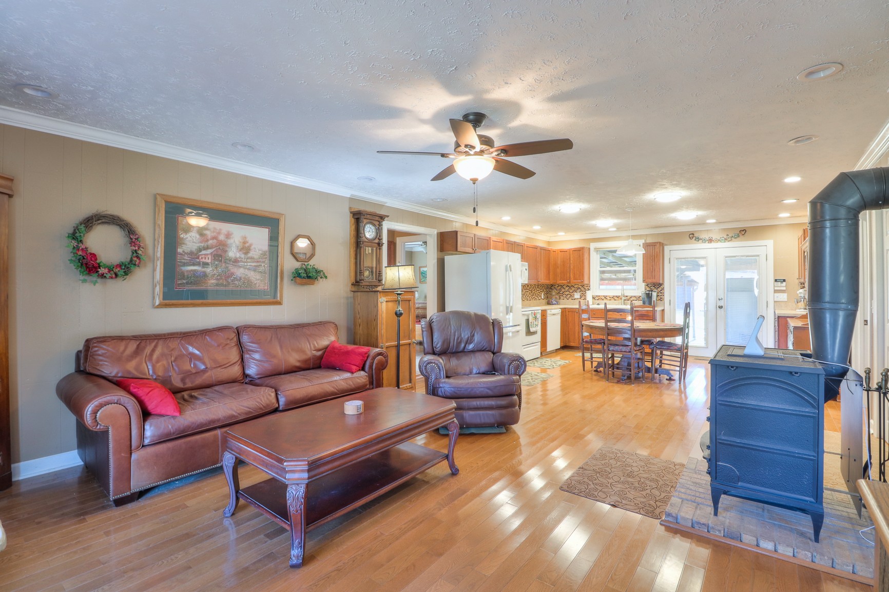 1824 Logue Road Mount Juliet, TN 37122 - Photo 4 of 53 a living room with furniture and wooden floor