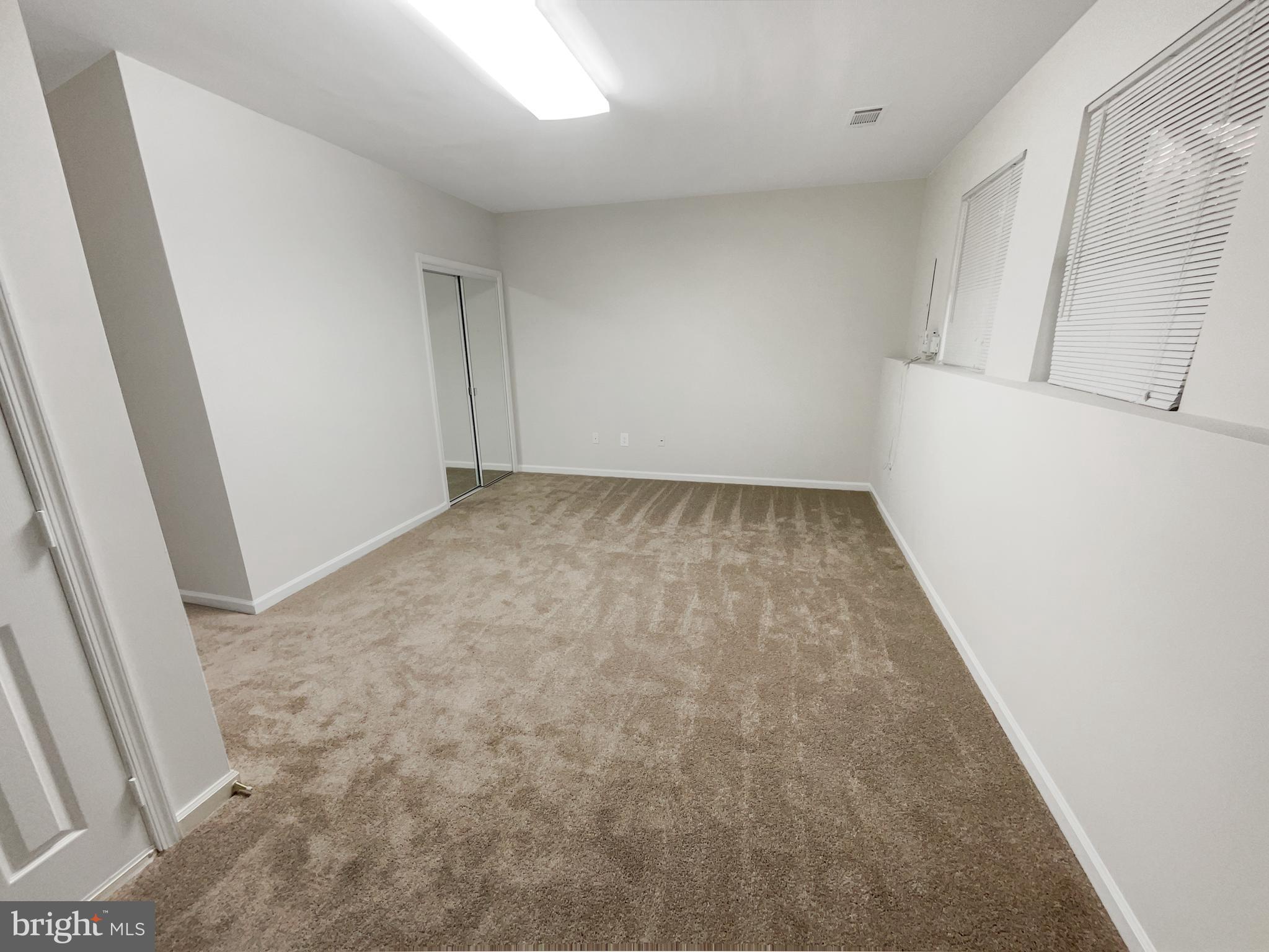 14800 Edman Circle Centreville, VA 20121 - Photo 18 of 20