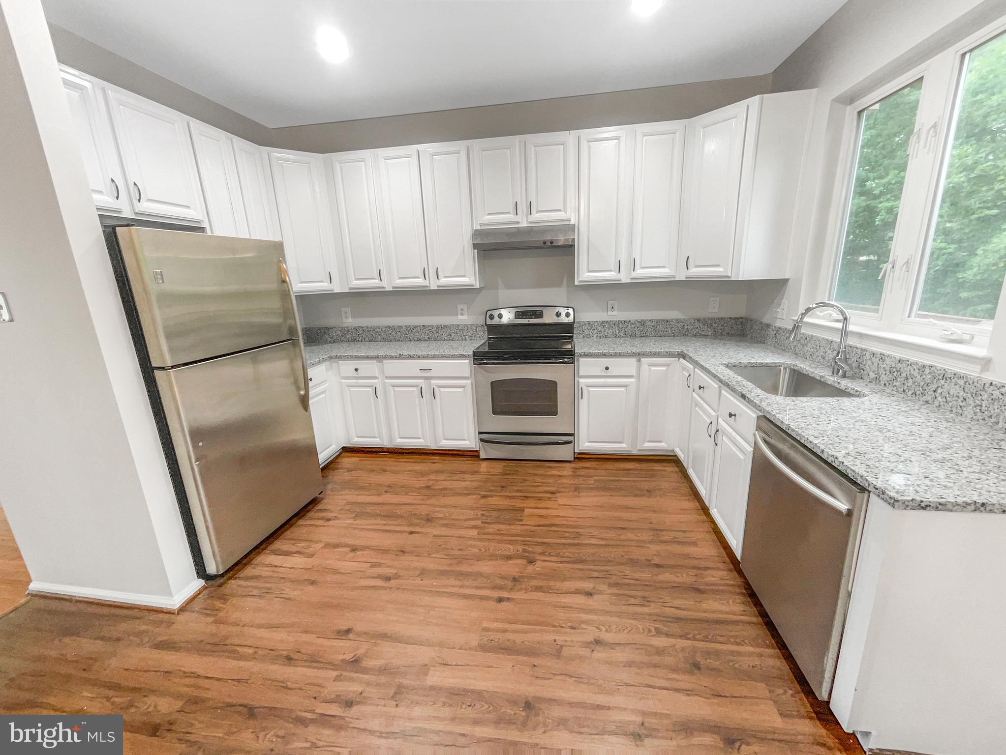 14800 Edman Circle Centreville, VA 20121 - Photo 10 of 20