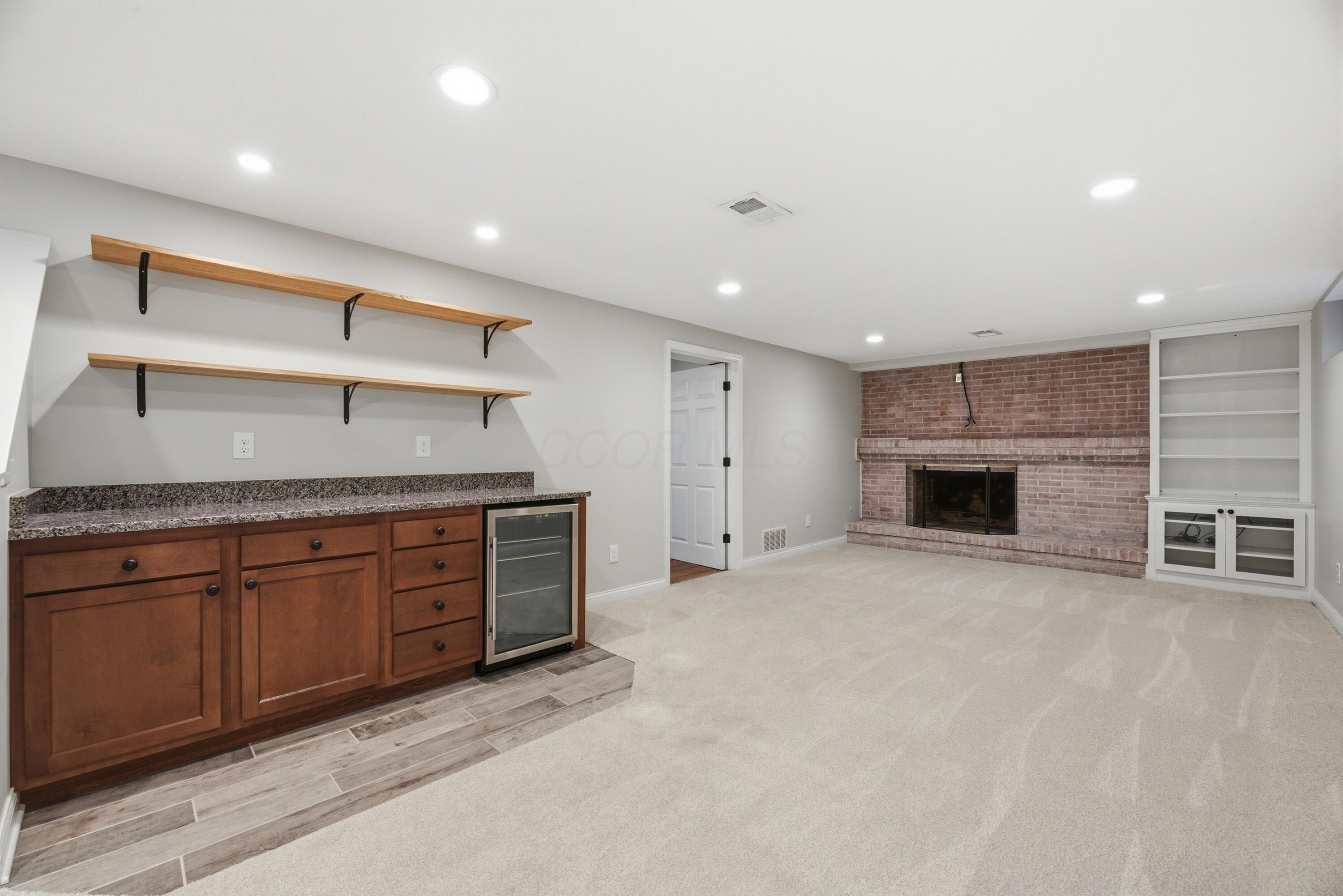 1491 Kirkley Road Columbus, OH 43221 - Photo 32 of 49