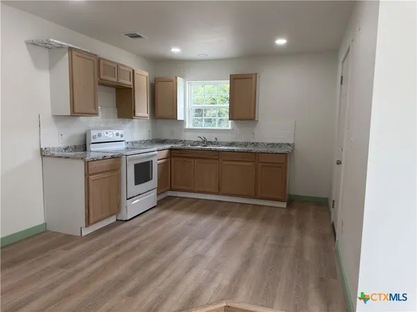 $1,400 | 1702 East Heritage Avenue, Temple, TX 76501