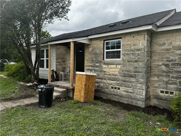 $1,400 | 1702 East Heritage Avenue, Temple, TX 76501