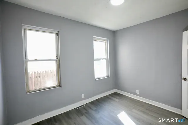 $2,250 | 156 Poplar Street, Unit 1, New Haven, CT 06513