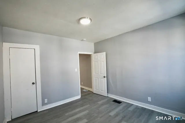 $2,250 | 156 Poplar Street, Unit 1, New Haven, CT 06513