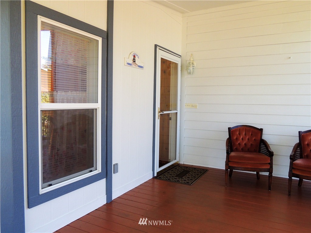 940 Madrona Way Sequim, WA 98382 - Photo 3 of 25 Gallery Image 3
