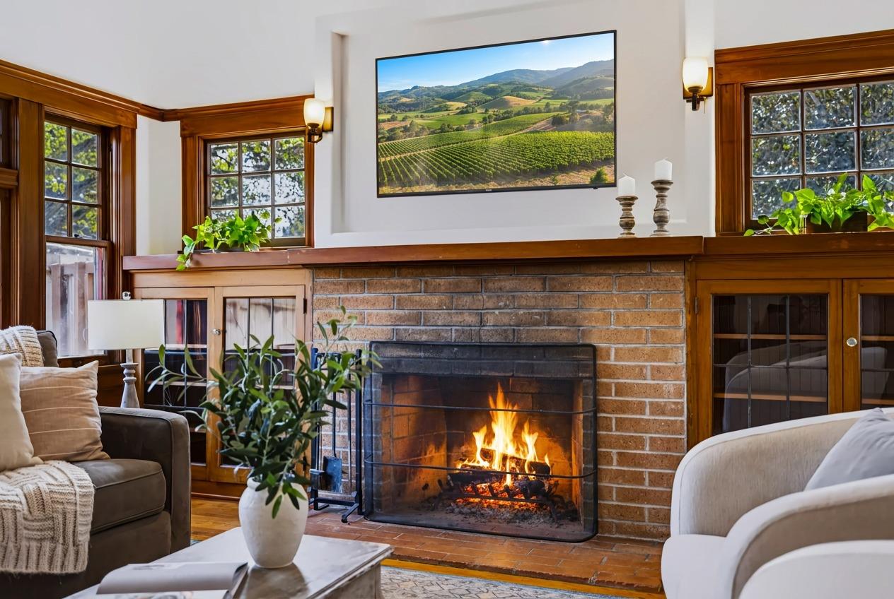 73 Echo Valley Road Salinas, CA 93907 - Photo 4 of 27 Gallery Image 4