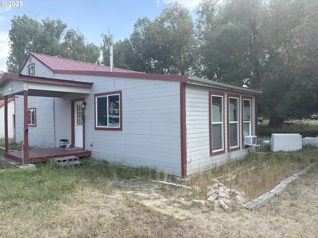 $239,900 | 145 Green Street, Paisley, OR 97636